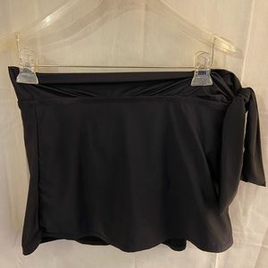 🔥 ALEX MARIE 🔥 Swim skirt 🔥 Size 14